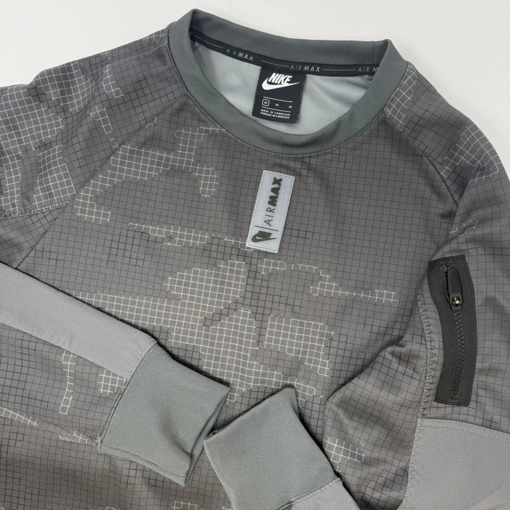 Nike Air Max Mens Grey Grid Camo Crewneck Sweatshirt Utility Arm Pocket Medium - Picture 1 of 7